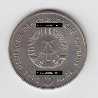1990, 5 Mark 500 Jahre Postwesen, Münzen-Rückseite mit DDR-Wappen und Wert in Mark im Zahlungsverkehr zur DDR-Zeiten auf einen Digitalen Bild, der Münze aus Deutschland... Sammlung