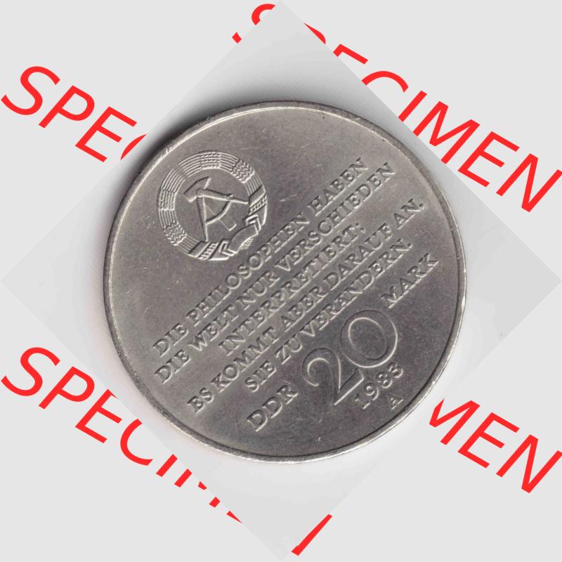 1983, 20 Mark DDR Gedenkmünze Karl Marx 1818-1883, Münzen-Rückseite mit DDR-Wappen und Wert in DDR-Mark im Zahlungsverkehr zur DDR-Zeiten auf einen Digitalen Bild, der... Sammlung