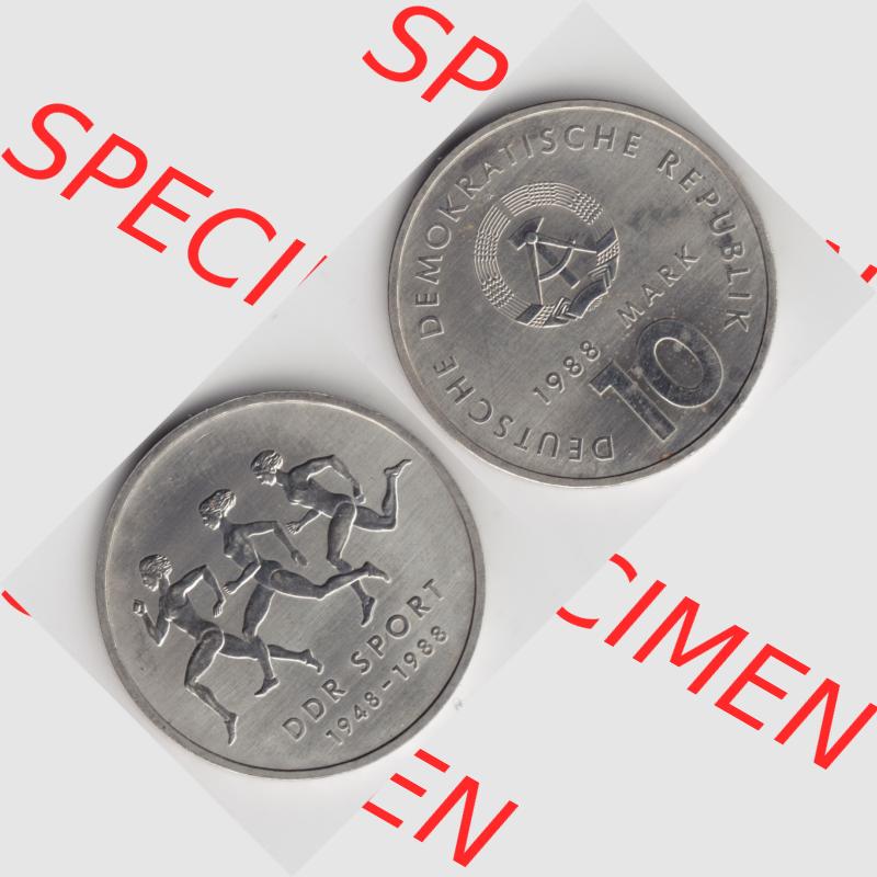 DDR Münze 1988, 10 Mark Gedenkmünze der DDR, A DDR Sport - Münzen-Vorderseite und Rückseite mit Wappen auf einen Digitalen Bild, der Münze aus Deutschland der... Sammlung