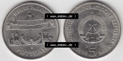 DDR Münze 1986, 5 Mark A Neues Palais in Potsdam - Münzen-Vorderseite und Rückseite mit Wappen auf einen Digitalen Bild, der... Sammlung