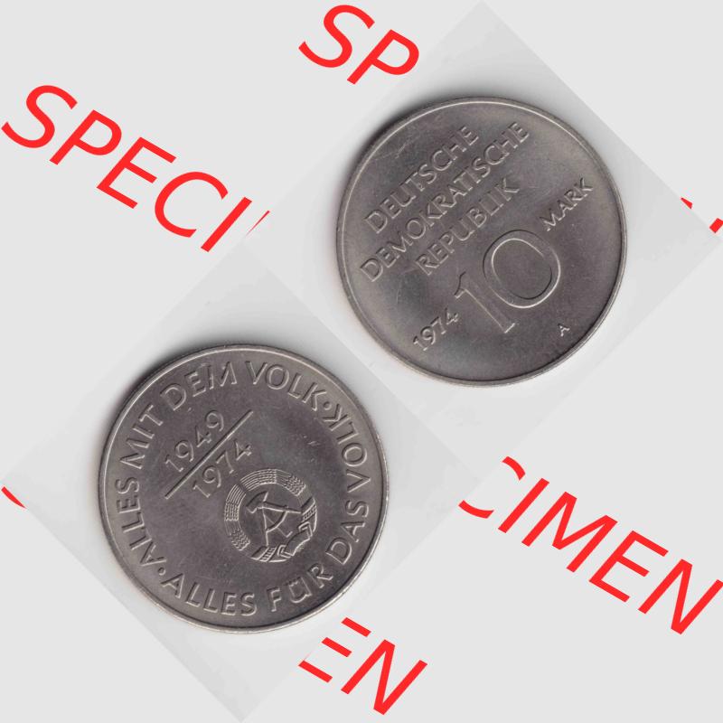 DDR Münze 1974, 10 Mark Gedenkmünze der DDR, Alles mit dem Volk, Alles für das Volk - Münzen-Vorderseite und Rückseite mit Wappen auf einen Digitalen Bild,... Sammlung
