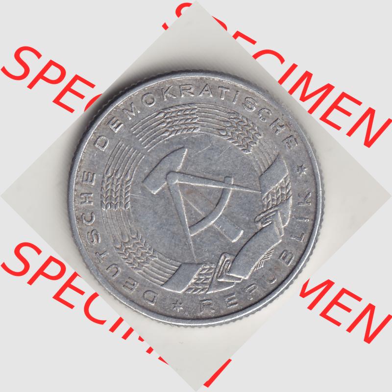 DDR Münze 1957-1990 Umlaufmünze / Kursmünze 1957-1957, A 2 Deutsche Mark 1957-1. Vorderseite der 2-Mark Münzen der DDR. Hier im online Katalog befinden sich... Sammlung