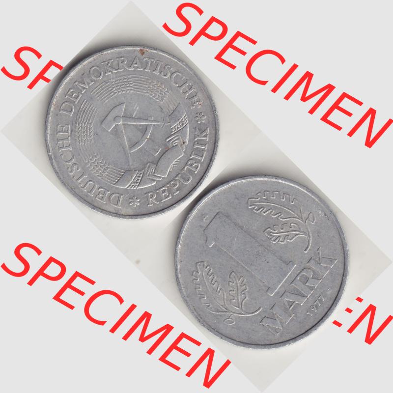 DDR Münze 1956-1990 Umlaufmünze / Kursmünze 1972-1990, A 1 Mark 1977-3. Vorderseite und Rückseite vertikal untereinander zusammengefügt, der 1-Mark Münzen... Sammlung