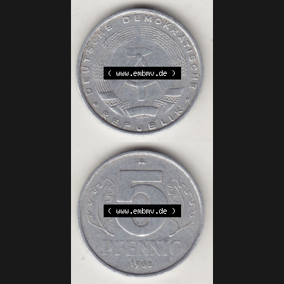 DDR Münze 1948-1990 Umlaufmünze / Kursmünze 1968-1990, A 5 Pfennig 1968-1. Vorderseite und Rückseite vertikal untereinander zusammengefügt, der 5 Pfennig... Sammlung
