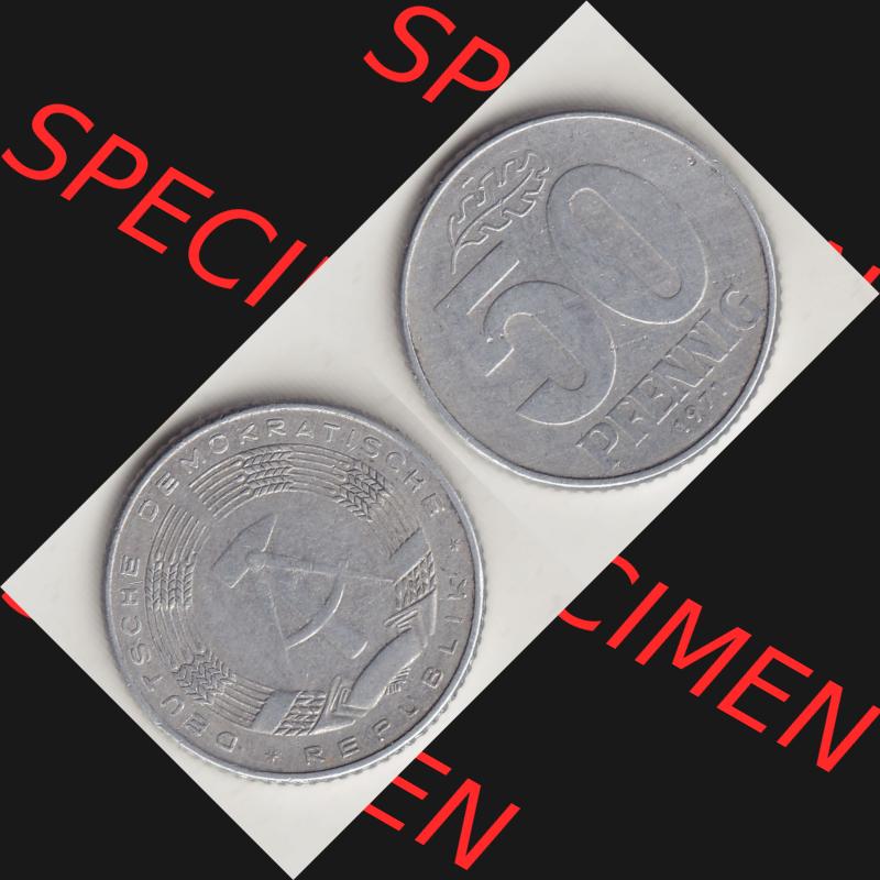 DDR Münze 1958-1990 Umlaufmünze / Kursmünze 1958-1990, A 50 Pfennig 1971-3 der DDR-Mark. Vorderseite und Rückseite horizontal rechts nebeneinander zusammengefügt,... Sammlung