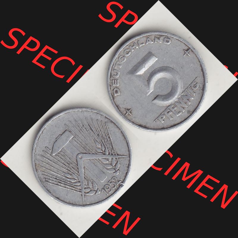 DDR Münze 1948-1990 Umlaufmünze / Kursmünze 1952-1953, A 5 Pfennig 1952-2. Vorderseite und Rückseite horizontal rechts nebeneinander zusammengefügt, der... Sammlung