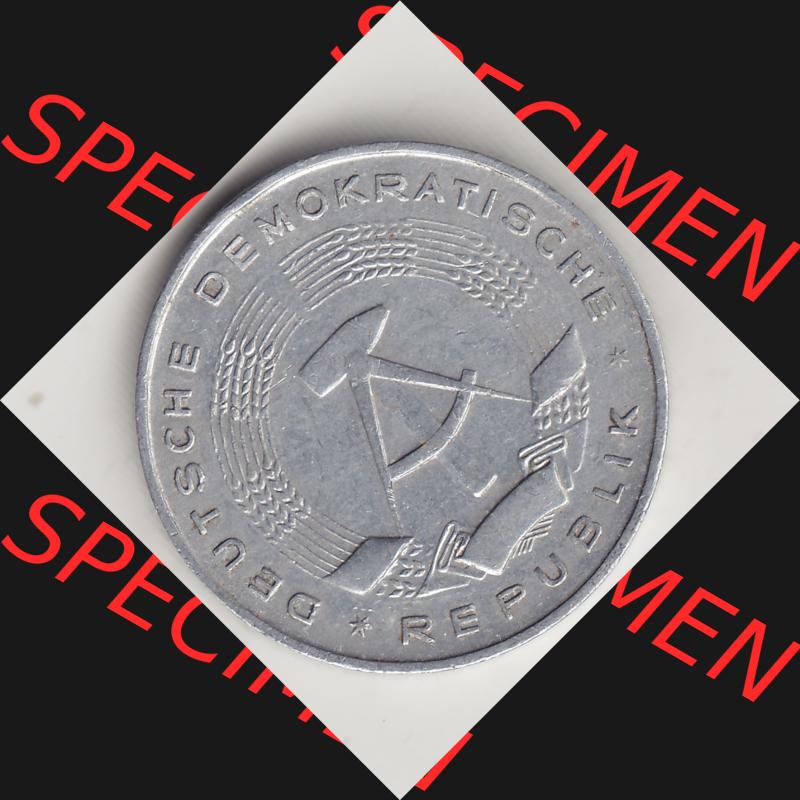 DDR Münze 1956-1990 Umlaufmünze / Kursmünze 1956-1963, A 1 Deutsche Mark 1962-2. Vorderseite der 1-Mark Münzen der DDR. Hier im online Katalog befinden sich... Sammlung