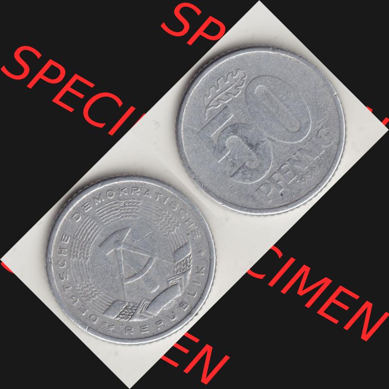 DDR Münze 1958-1990 Umlaufmünze / Kursmünze 1958-1990, A 50 Pfennig 1958-1 der DDR-Mark. Vorderseite und Rückseite horizontal rechts nebeneinander zusammengefügt,... Sammlung
