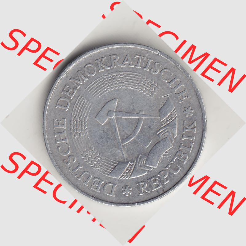 DDR Münze 1956-1990 Umlaufmünze / Kursmünze 1972-1990, A 1 Mark 1978. Vorderseite der 1-Mark Münzen der DDR. Hier im online Katalog befinden sich 1 Mark-Stücke,... Sammlung