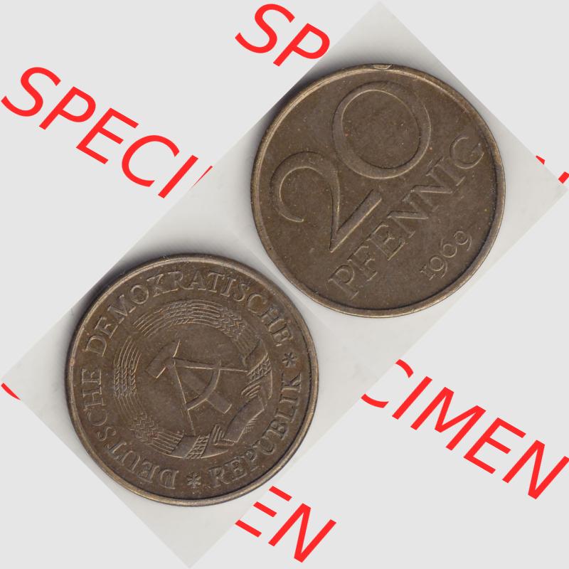 DDR Münze 1969-1990 Umlaufmünze / Kursmünze 1969-1990, 20 Pfennig 1969-7, DDR-Telefonmünze. Vorderseite und Rückseite horizontal rechts nebeneinander zusammengefügt,... Sammlung
