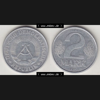 DDR Münze 1957-1990 Umlaufmünze / Kursmünze 1972-1990, A 2 Mark 1977. Vorderseite und Rückseite horizontal rechts nebeneinander zusammengefügt, der 2-Mark... Sammlung