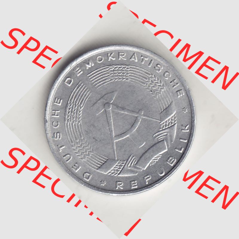 DDR Münze 1948-1990 Umlaufmünze / Kursmünze 1968-1990, A 5 Pfennig 1968-6. Vorderseite der 5 Pfennig Münze der DDR. Hier im online Katalog befinden sich 5 Pfennig-Stücke,... Sammlung