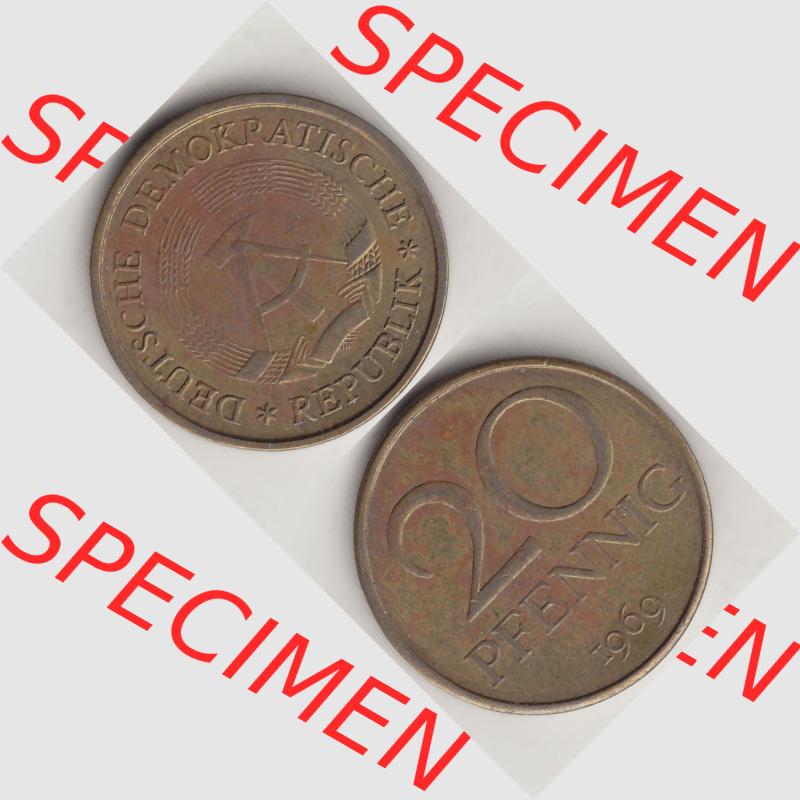 DDR Münze 1969-1990 Umlaufmünze / Kursmünze 1969-1990, 20 Pfennig 1969-2, DDR-Telefonmünze. Vorderseite und Rückseite vertikal untereinander zusammengefügt,... Sammlung