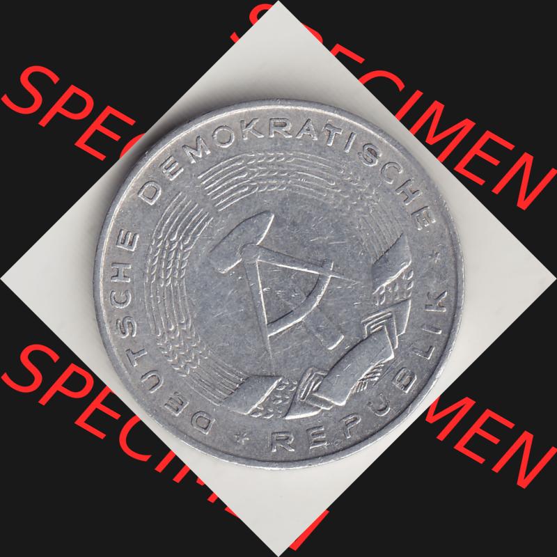 DDR Münze 1956-1990 Umlaufmünze / Kursmünze 1956-1963, A 1 Deutsche Mark 1962-3. Vorderseite der 1-Mark Münzen der DDR. Hier im online Katalog befinden sich... Sammlung