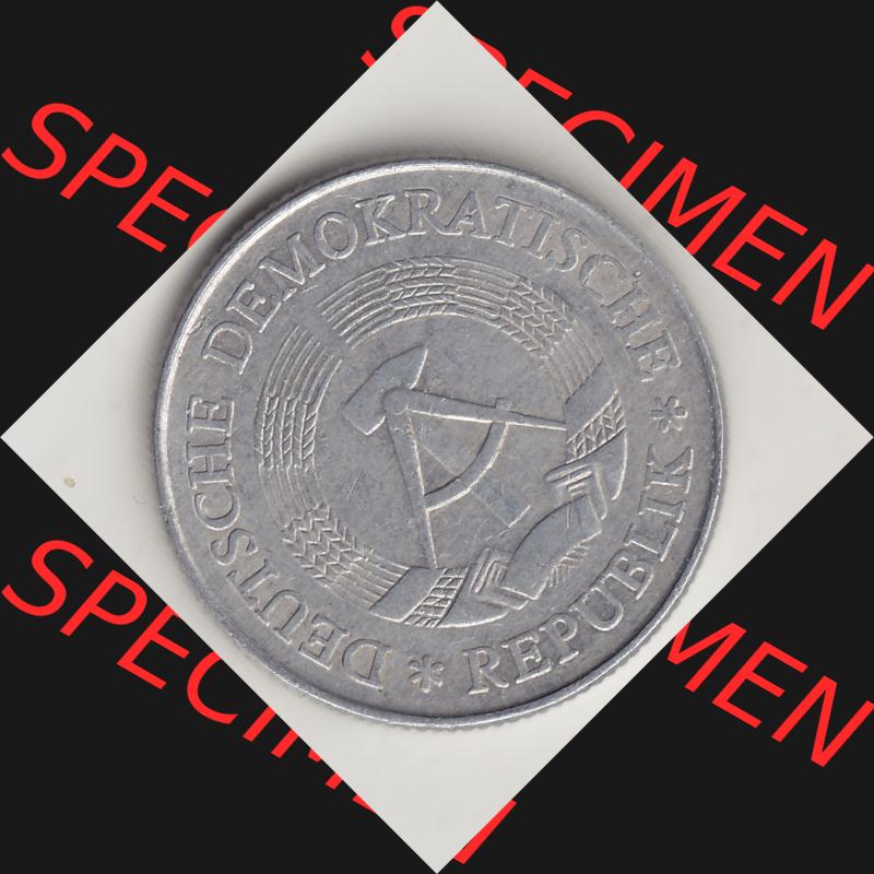 DDR Münze 1957-1990 Umlaufmünze / Kursmünze 1972-1990, A 2 Mark 1978. Vorderseite der 2-Mark Münzen der DDR. Hier im online Katalog befinden sich 2 Mark-Stücke,... Sammlung