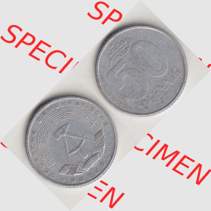 DDR Münze 1958-1990 Umlaufmünze / Kursmünze 1958-1990, A 50 Pfennig 1958-4 der DDR-Mark. Vorderseite und Rückseite horizontal rechts nebeneinander zusammengefügt,... Sammlung