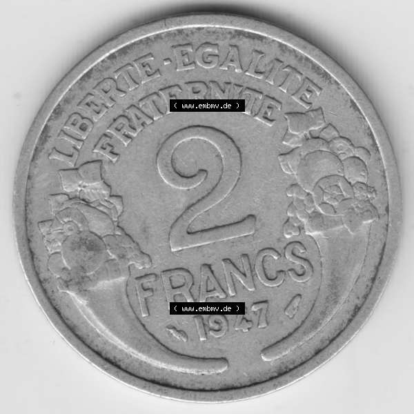 Grau bzw. s/w Münze Frankreich 1941-1959, 2 Francs, Franken 1947. Vorderseite der alten französischen Umlaufmünze aus Frankreich in der Francs-Währung zum katalogisieren und verwalten... Sammlung Graustufen