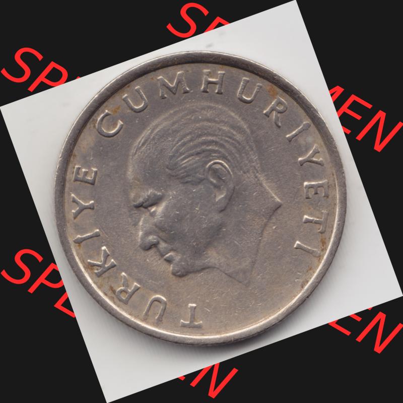 Münzen Türkei Umlaufmünze 1984-1987, 50 Lira - Lire. Rückseite der Münze der Türkei als Bildmaterial für Sammler und Münzen-Webseiten hier im online... Sammlung