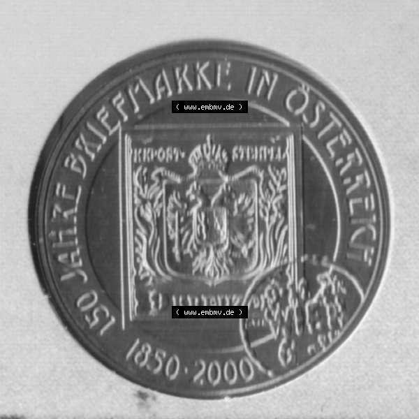 Grau bzw. s/w Münzen Österreich Gedenkmünze aus Münzsatz 2000, 20 Schilling 150 Jahre Briefmarken, Bild mit Rückseite der österreichischen Münze als Bildmaterial,... Sammlung Graustufen