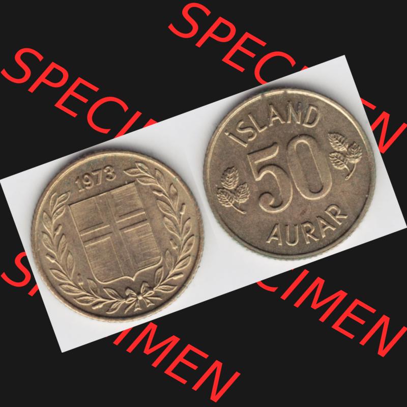 Münzen Island Umlaufmünze 1969-1974, 50 Aurar 1973. Vorderseite und Rückseite horizontal auf einen digitalen Bild der alten Isländischen Umlaufmünze aus Island in... Sammlung