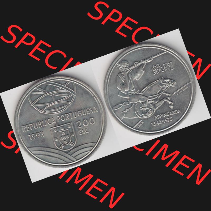 Münzen Portugal Gedenkmünze 1993-1993, 200 Escudos Espingarda 1543-1575. Vorderseite und Rückseite auf einen Bild/Foto der portugiesischen Gedenkmünze aus Portugal... Sammlung