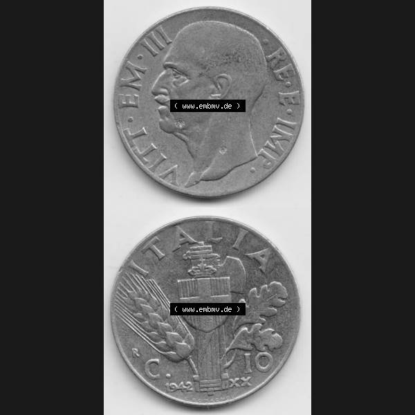 Grau bzw. s/w Münzen Italien Umlaufmünze 1939-1943, 10 Centesimi 1942. Vorderseite und Rückseite vertikal untereinander auf einen digitalen Bild der alten italienischen Münze aus Italien... Sammlung Graustufen