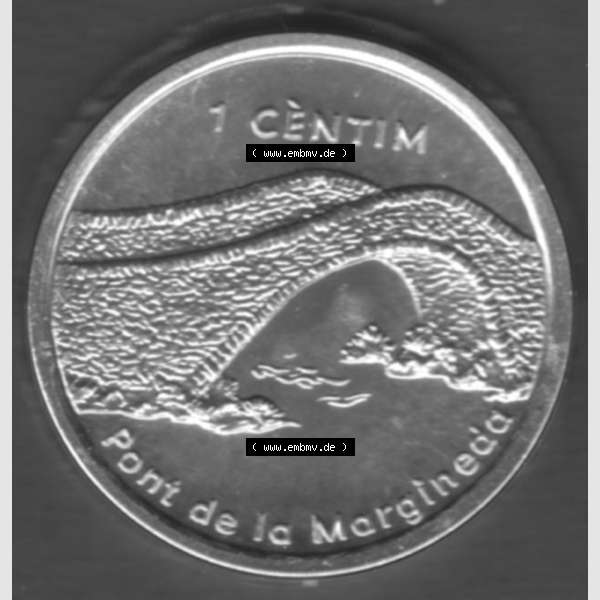 Grau bzw. s/w Münzen Andorra Sammlermünze aus KMS 2003, 1 Centime, Brücke von Margineda. Rückseite der alten Diner Umlaufmünze aus Andorra vor Einführung der Euromünzen... Sammlung Graustufen