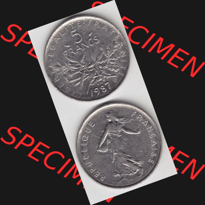 Münze Frankreich 1970-2001, 5 Francs Liberte Egalite Fraternite. Vorderseite und Rückseite vertikal auf einen digitalen Bild der alten französischen Umlaufmünze aus Frankreich... Sammlung