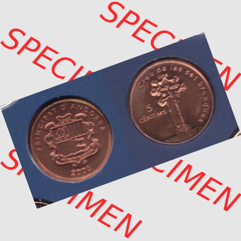 Münzen Andorra Sammlermünze aus KMS 2003, 5 Centims, Siebeneckiges Kreuz. Vorderseite und Rückseite horizontal auf einen digitalen Bild der alten Diner Umlaufmünze... Sammlung