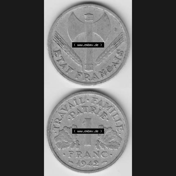 Grau bzw. s/w Münzen Frankreich Umlaufmünze 1942-1944, 1 Franken - Francs 1942-1. Vorderseite und Rückseite vertikal auf einen digitalen Bild der alten französischen Umlaufmünze... Sammlung Graustufen
