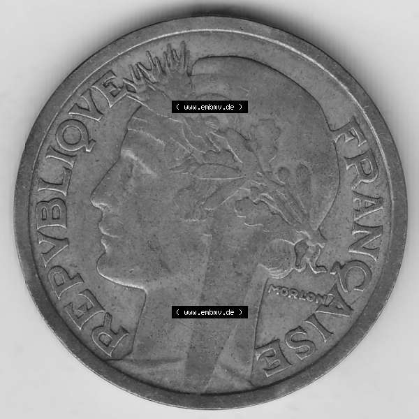 Grau bzw. s/w Münzen Frankreich Umlaufmünze 1931-1941, 2 Franken 1936-1 LIBERTE EGALITE FRATERNITE. Vorderseite der alten französischen Umlaufmünze aus Frankreich in der Francs-Währung... Sammlung Graustufen