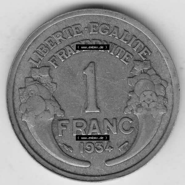 Grau bzw. s/w Münzen Frankreich Umlaufmünze 1931-1941, 1 Franken, 1 Franc, 1934-1 LIBERTE EGALITE FRATERNITE. Rückseite der alten französischen Umlaufmünze aus Frankreich... Sammlung Graustufen