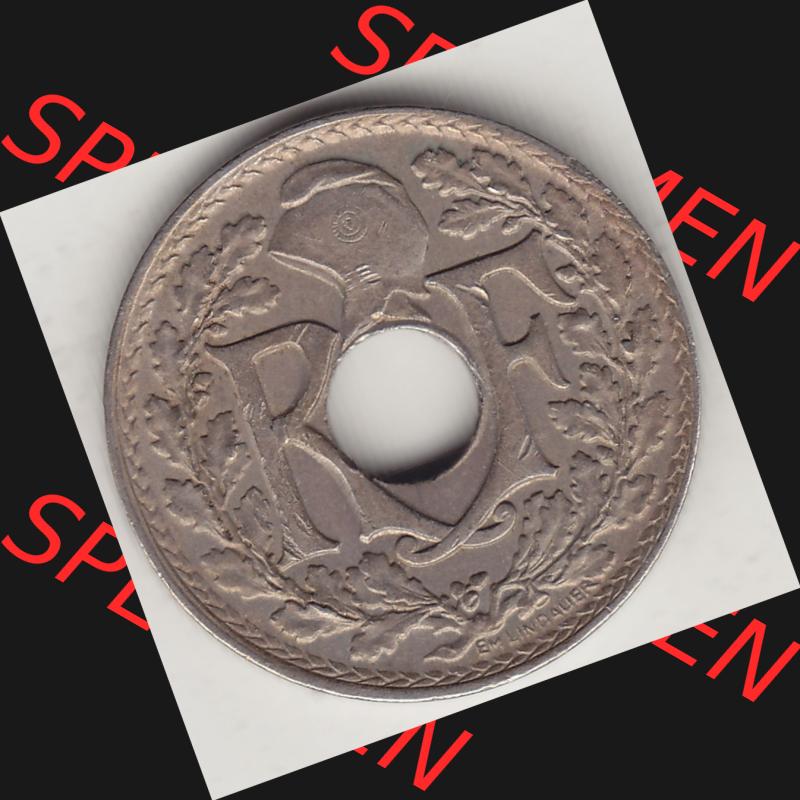 Münzen Frankreich Umlaufmünze Einzelansicht 1917-1938, 10 Centimes, 10 CMES EGALITÉ FRATERNITÉ LIBERTÉ 1920-1. Vorderseite der alten französischen... Sammlung
