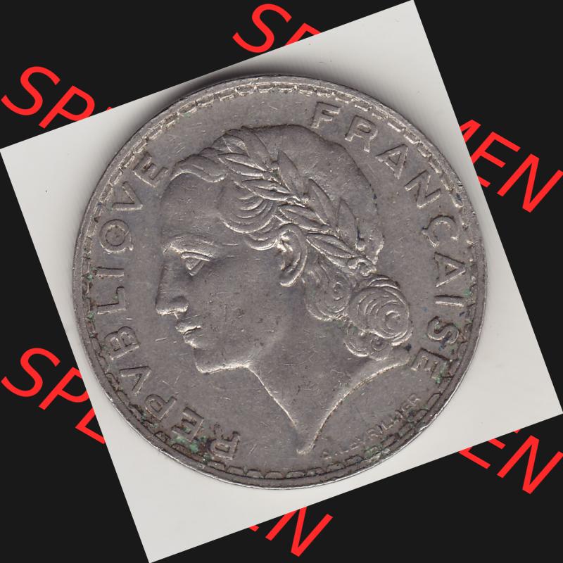 Münzen Frankreich Umlaufmünze 1933-1938, 5 Franken - Francs RF 1933. Vorderseite der alten französischen Umlaufmünze aus Frankreich in der Francs-Währung zum katalogisieren... Sammlung