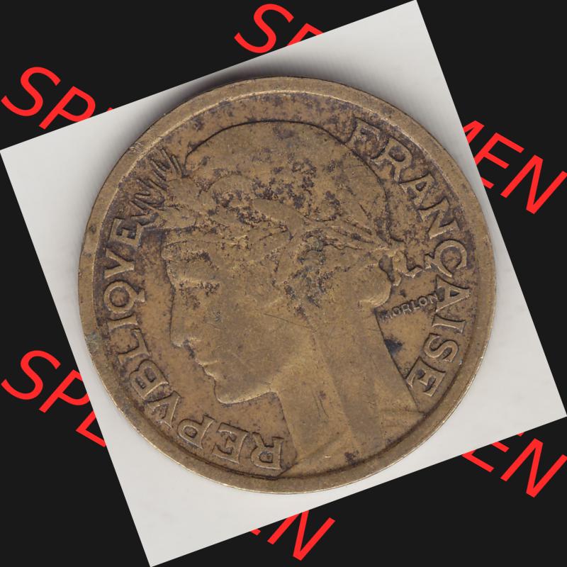 Münzen Frankreich Umlaufmünze 1931-1941, 2 Franken 1938-2 LIBERTE EGALITE FRATERNITE. Vorderseite der alten französischen Umlaufmünze aus Frankreich in der Francs-Währung... Sammlung