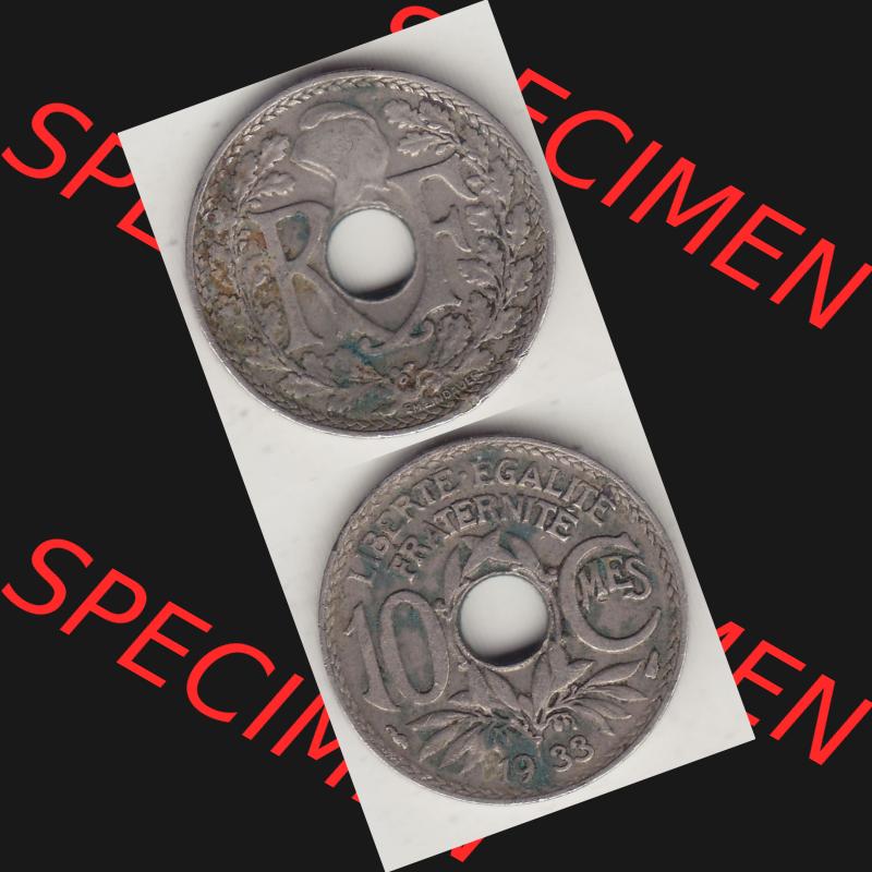 Münzen Frankreich Umlaufmünze Vollansicht 1917-1938, 10 Centimes, 10 CMES EGALITÉ FRATERNITÉ LIBERTÉ 1933-1. Vertikales beidseitiges Bildmaterial der Vorderseite... Sammlung