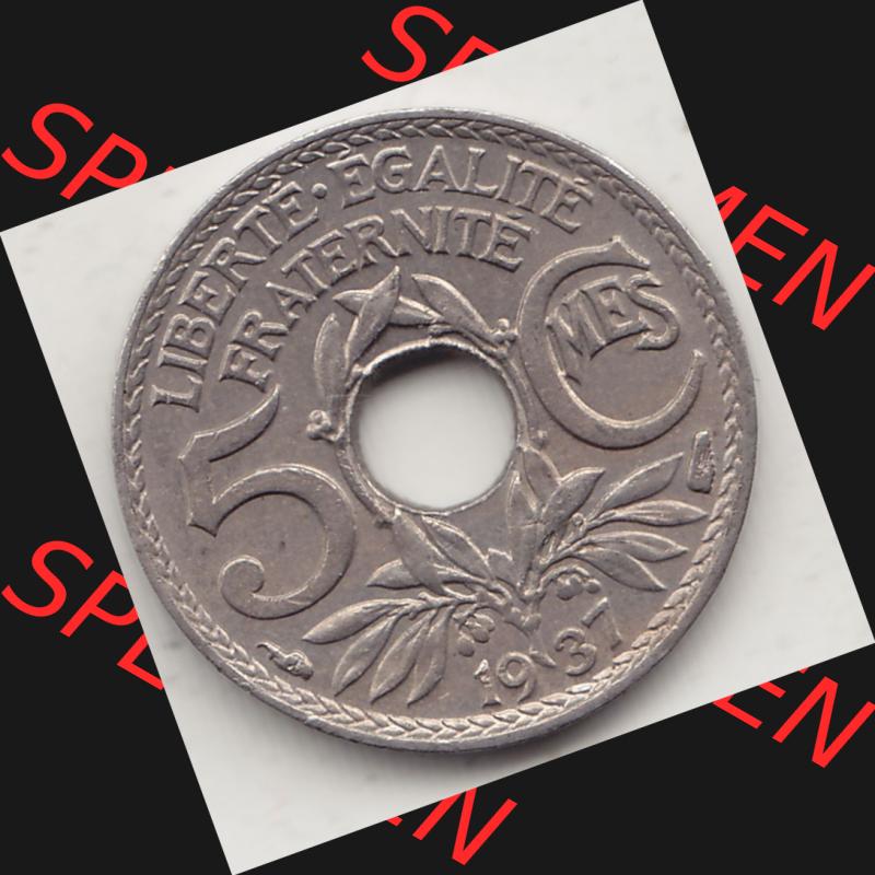 Alte Münzen KMS Frankreich, aus Kursmünzensatz-Zusammenstellung der Jahre 1917-1952, mit der Münze 1920-1938, 5 Cmes, Centimes 1937-1. Rückseite der alten... Sammlung