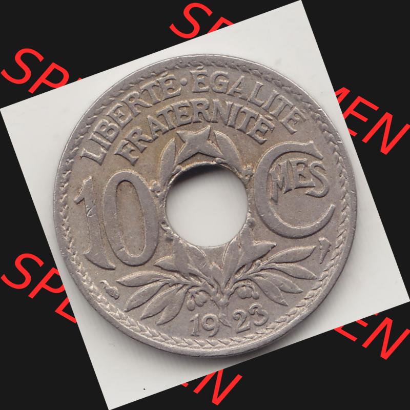 Münzen Frankreich Umlaufmünze 1917-1938, 10 Centimes - Cmes 1923. Rückseite der alten französischen Umlaufmünze 10 Cmes - Centimes - Cent aus Frankreich in der Francs-Währung... Sammlung