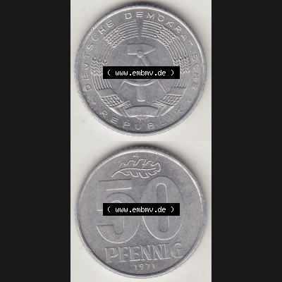 Münzen Deutschland DDR 1958-1990, A 50 Pfennig 1971-2 der DDR-Mark. Vorderseite und Rückseite Vertikal Untereinander, passend für Mobile-Geräte, einer 50 Pfennig... Sammlung