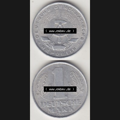 Münzen Deutschland DDR 1956-1963, A 1 Deutsche Mark 1962-4. Vorderseite und Rückseite Vertikal Untereinander, passend für Mobile-Geräte, einer 1 Mark Münze... Sammlung