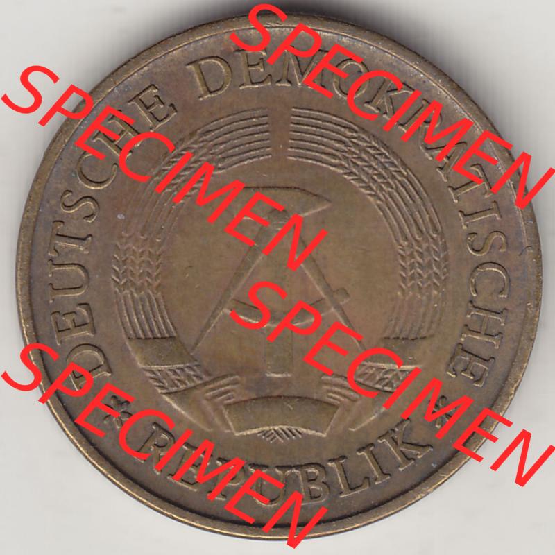 Münzen Deutschland DDR 1969-1990, 20 Pfennig 1983-2, DDR-Telefonmünze. Vorderseite einer 20 Pfennig Münze / Umlaufmünze in der DDR auch als Telefonmünze... Sammlung