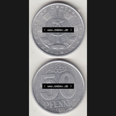 Münzen Deutschland DDR 1958-1990, A 50 Pfennig 1971-1 der DDR-Mark. Vorderseite und Rückseite Vertikal Untereinander, passend für Mobile-Geräte, einer 50 Pfennig... Sammlung