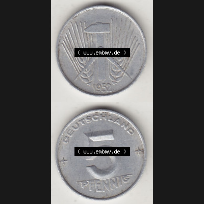 Münzen Deutschland DDR 1952-1953, A 5 Pfennig 1952-1. Vorderseite und Rückseite einer Münze in Vertikaler Ausrichtung auf einen Bild, einer 5 Pfennig Münze der ehemaligen... Sammlung