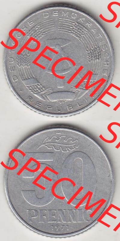 Münzen Deutschland DDR 1958-1990, A 50 Pfennig 1971-3 der DDR-Mark. Vorderseite und Rückseite Vertikal Untereinander, passend für Mobile-Geräte, einer 50 Pfennig... Sammlung