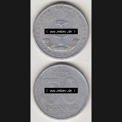 Münzen Deutschland DDR 1958-1990, A 50 Pfennig 1958-4 der DDR-Mark. Vorderseite und Rückseite Vertikal Untereinander, passend für Mobile-Geräte, einer 50 Pfennig... Sammlung