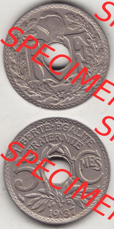 Alte Münzen Frankreich, Kursmünzensatz Zeitraum 1917-1952, der Münze 1920-1938, 5 Cmes, Centimes 1937-1. Rückseite und Vorderseite vertikal untereinander... Sammlung