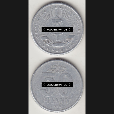 Münzen Deutschland DDR 1958-1990, A 50 Pfennig 1958-3 der DDR-Mark. Vorderseite und Rückseite Vertikal Untereinander, passend für Mobile-Geräte, einer 50 Pfennig... Sammlung