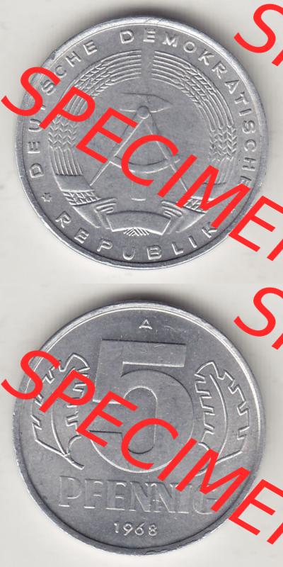 Münzen Deutschland DDR 1968-1990, A 5 Pfennig 1968-6. Vorderseite und Rückseite einer Münze in Vertikaler Ausrichtung auf einen Bild, einer 5 Pfennig Münze der ehemaligen... Sammlung