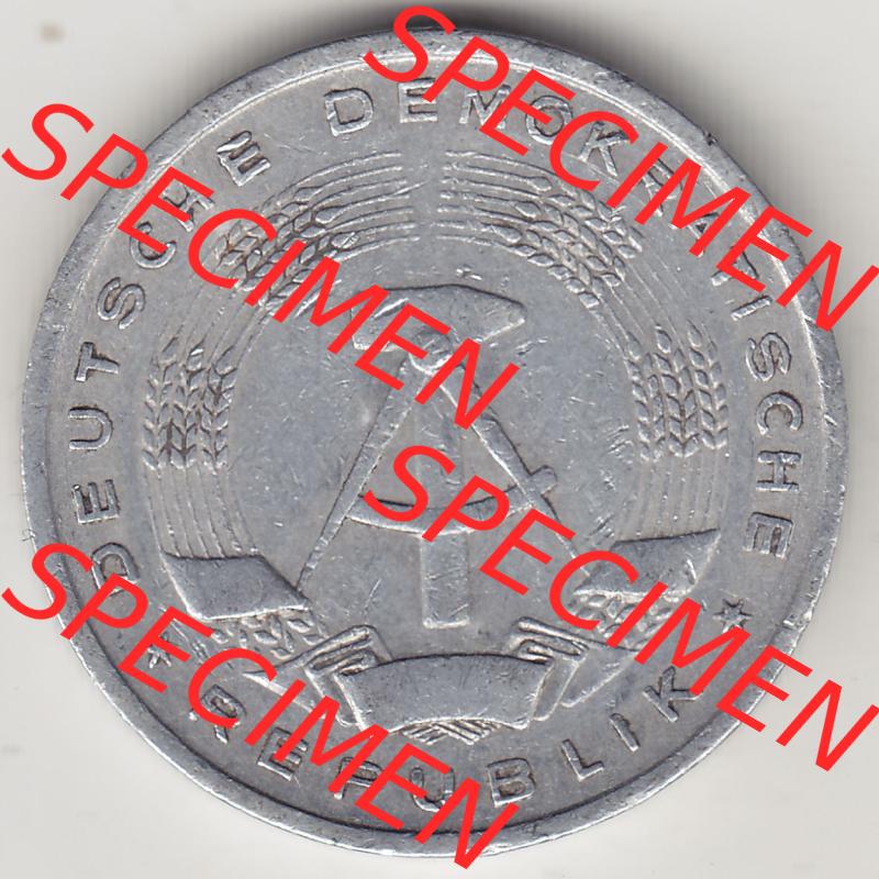 Münzen Deutschland DDR 1956-1963, A 1 Deutsche Mark 1956-2. Vorderseite einer 1 Mark Münze / Umlaufmünze aus Deutschland der ehemaligen DDR in Europa als Digitales Bild... Sammlung