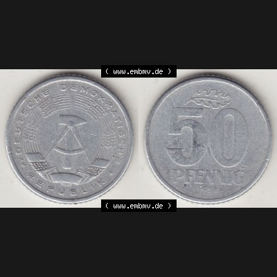 Münzen Deutschland DDR 1958-1990, A 50 Pfennig 1958-1 der DDR-Mark. Vorderseite und Rückseite Nebeneinander einer 50 Pfennig Münze / Umlaufmünze aus Deutschland der... Sammlung